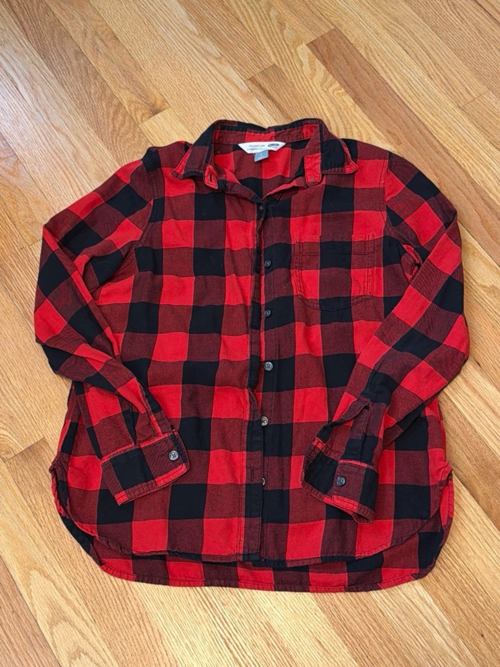 Old Navy Red and Black Buffalo Plaid Button-Up Shirt